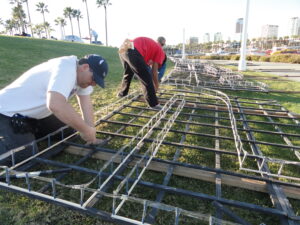 building fireworks set pieces